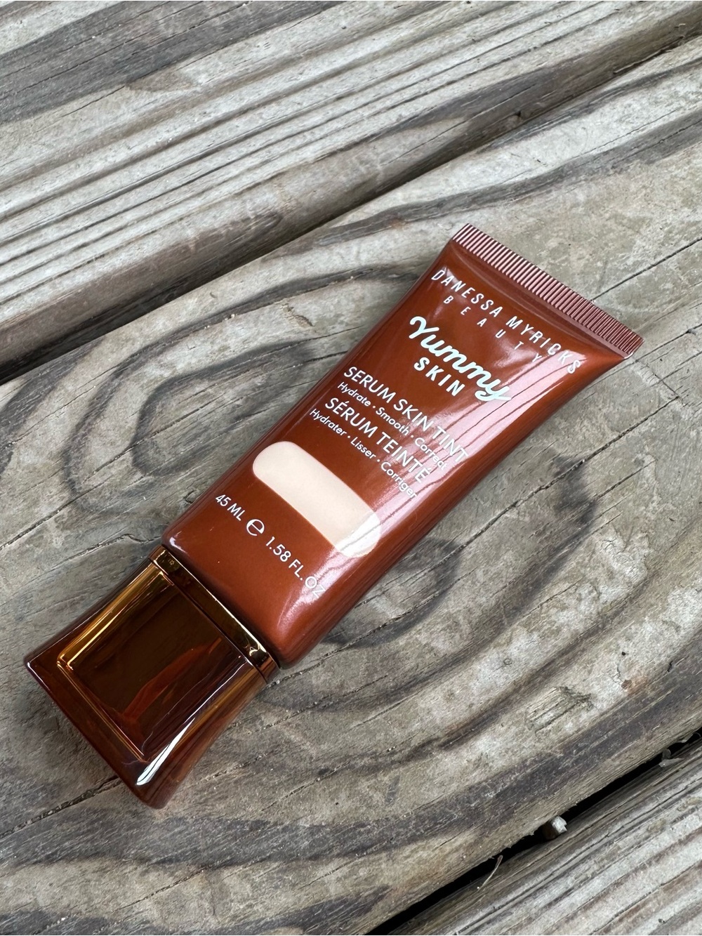 Danessa Myricks Beauty Beauty Yummy Skin Serum Skin Tint shade 2